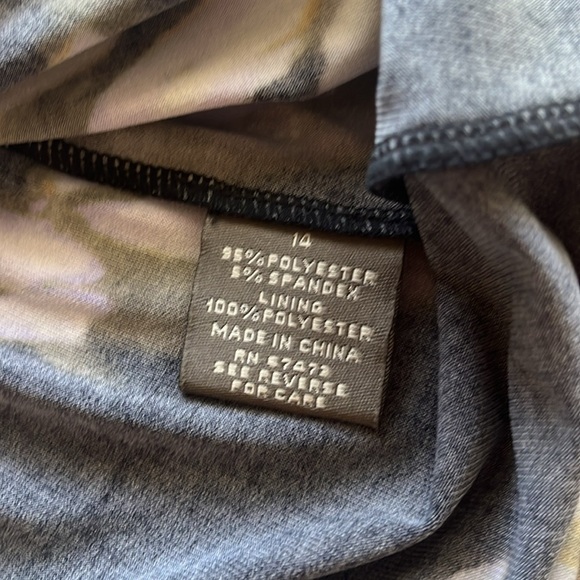 NWT Taylor Dress Zipper Back Full Sleeves Gathered Band at Waist Size 14 - Picture 14 of 16